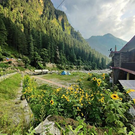 Flipsyde Retreat Hotel Kasol Bagian luar foto