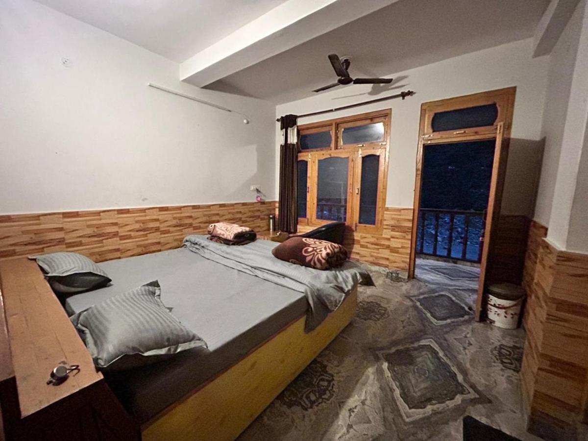 Flipsyde Retreat Hotel Kasol Bagian luar foto