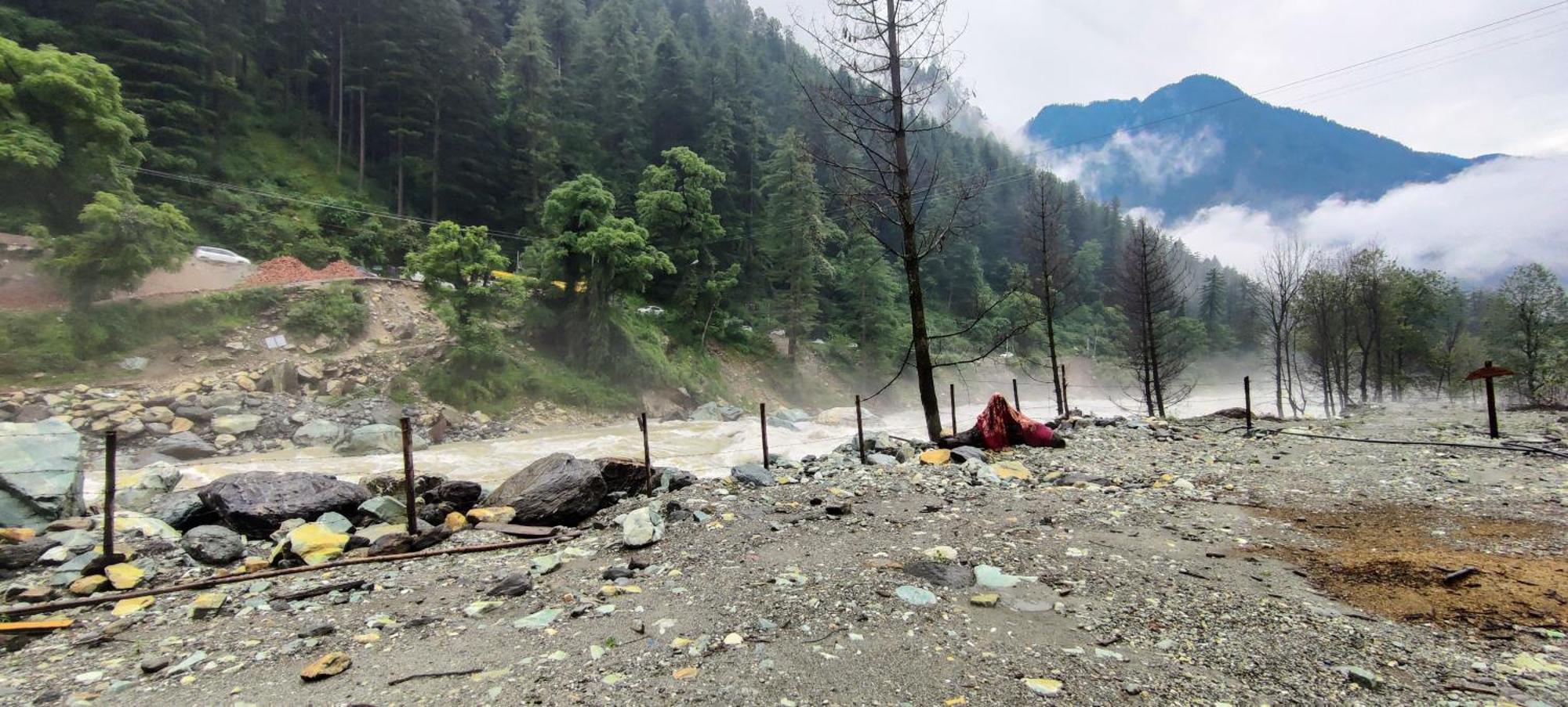 Flipsyde Retreat Hotel Kasol Bagian luar foto