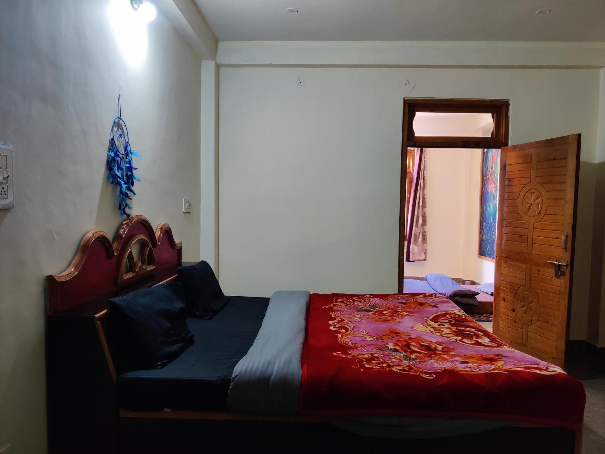 Flipsyde Retreat Hotel Kasol Bagian luar foto