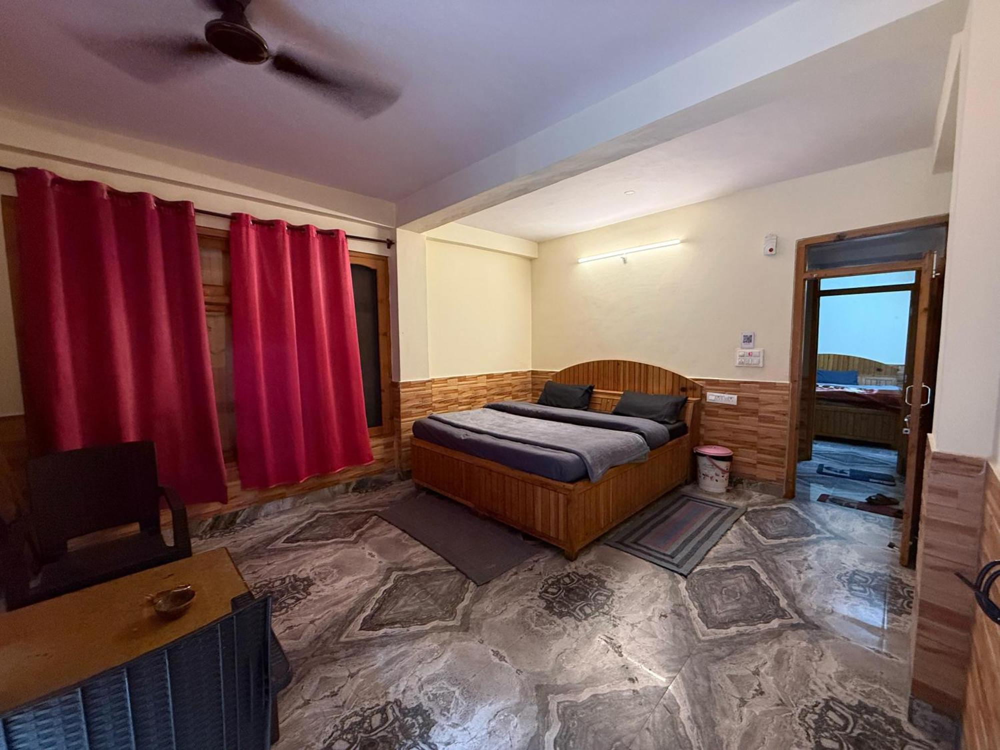 Flipsyde Retreat Hotel Kasol Bagian luar foto